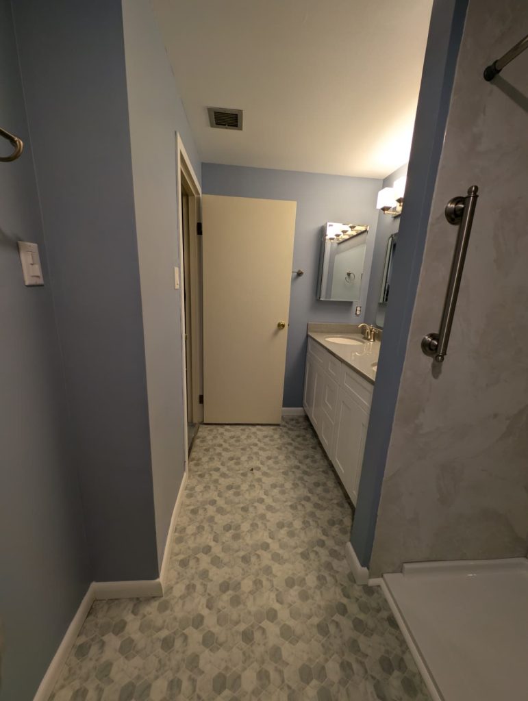 Aging in place Senior safety bathroom remodel hockessin de Calahan bath kitchen and sunrooms (1)